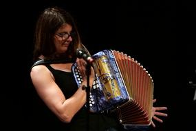 claire-rengade-accordeon